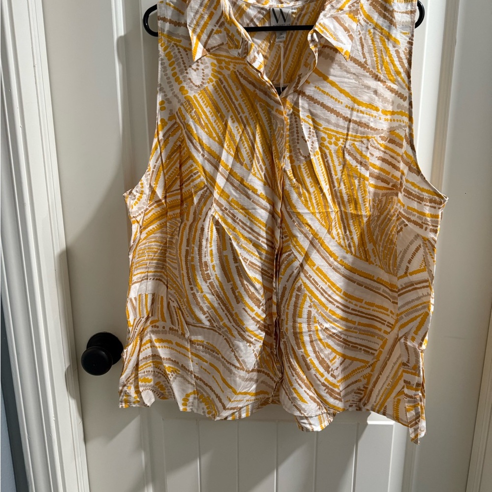 Worthington Yellow and White Patterned Blouse